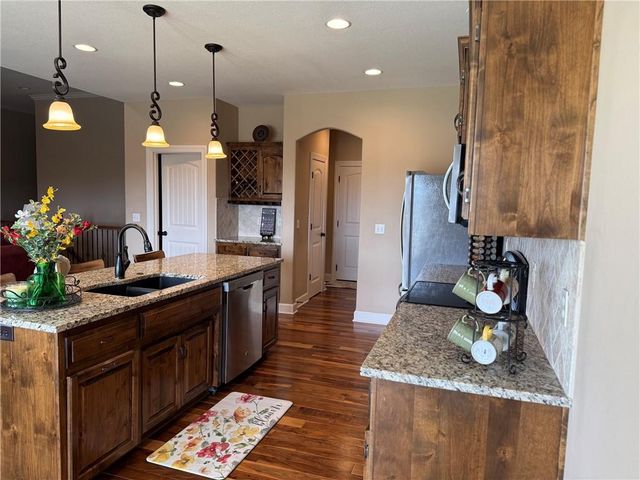 626 Liberty Road, Smithville, MO 64089