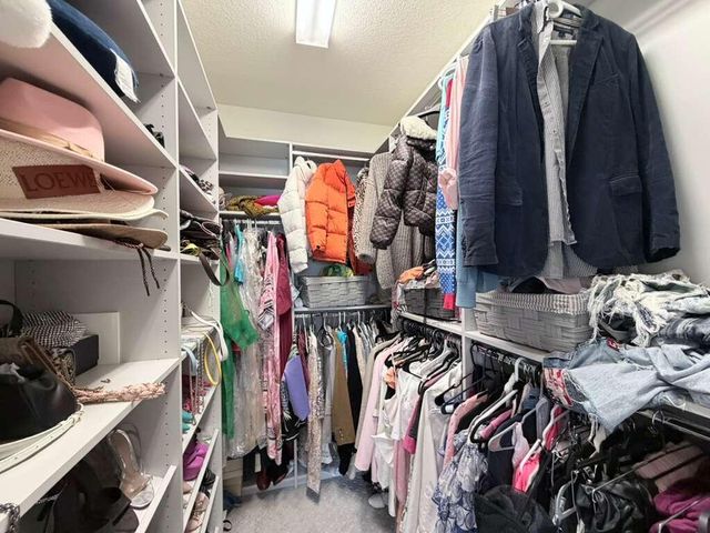 4924 Greenway Drive, Hollywood, FL 33021