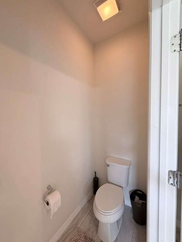 4924 Greenway Drive, Hollywood, FL 33021