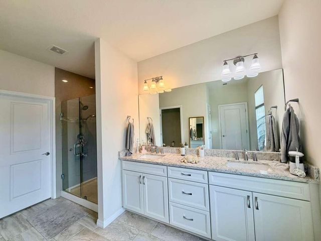 4924 Greenway Drive, Hollywood, FL 33021