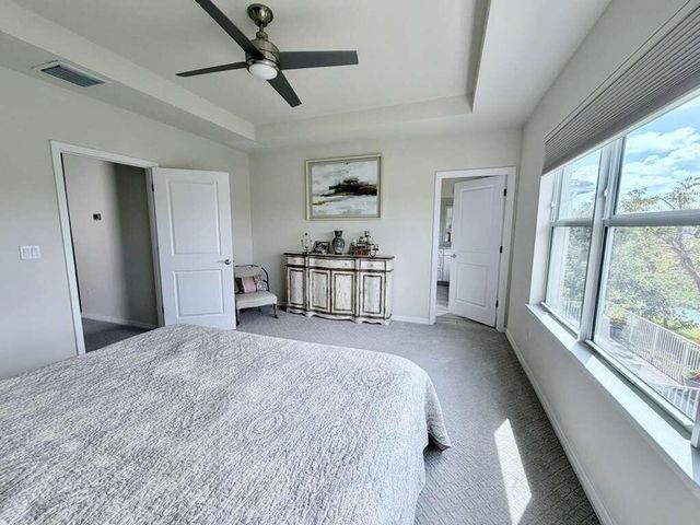 4924 Greenway Drive, Hollywood, FL 33021