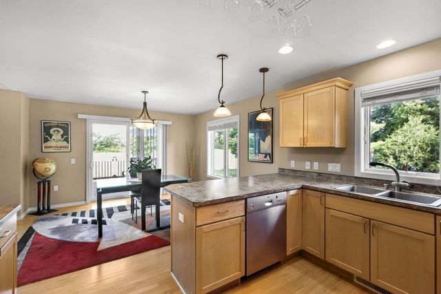36 Fawn Ridge Circle, Middleton, WI 53562