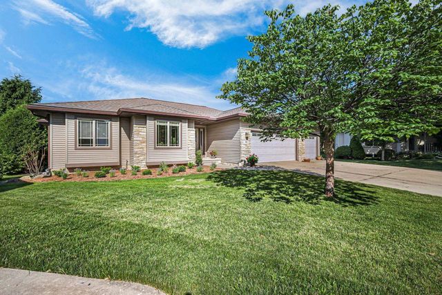 36 Fawn Ridge Circle, Middleton, WI 53562