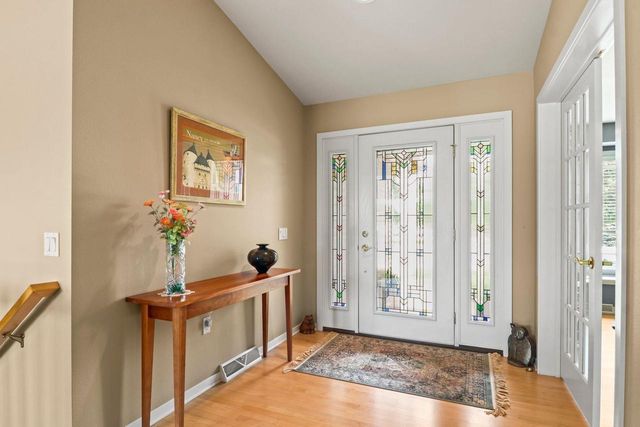36 Fawn Ridge Circle, Middleton, WI 53562