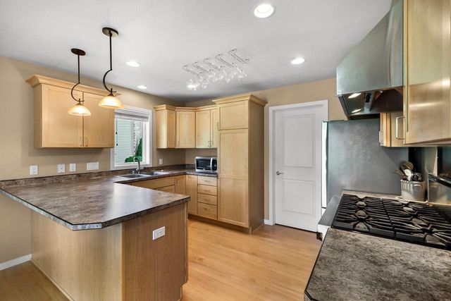 36 Fawn Ridge Circle, Middleton, WI 53562