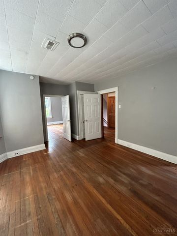 2838 Montana Avenue, Cincinnati, OH 45211