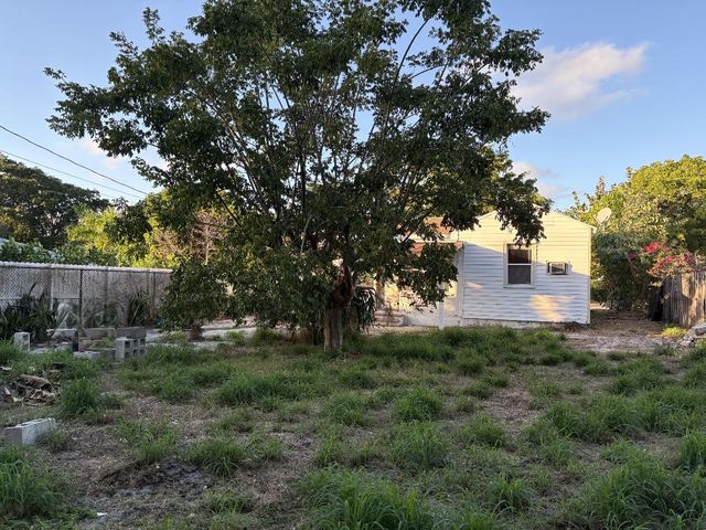 926 NW Upland Road, West Palm Beach, FL 33401