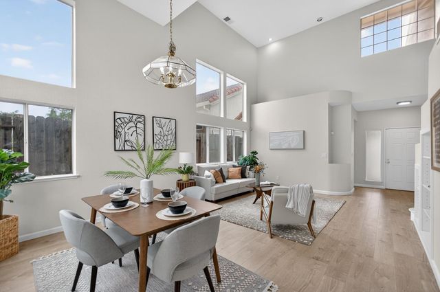 8174 Finmere Way, Sacramento, CA 95829