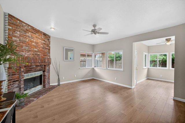 8174 Finmere Way, Sacramento, CA 95829