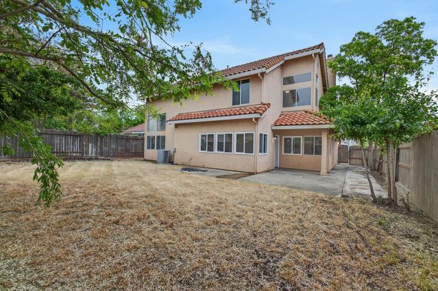 8174 Finmere Way, Sacramento, CA 95829