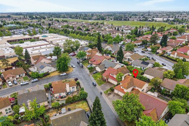 8174 Finmere Way, Sacramento, CA 95829