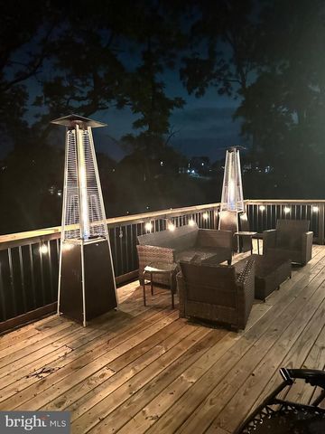 1801 CRUMS MILL RD, Harrisburg, PA 17110