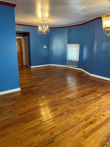 11745 S Wallace Street, Chicago, IL 60628