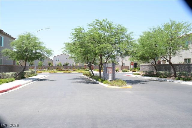 1947 Karner Blue Avenue, North Las Vegas, NV 89031