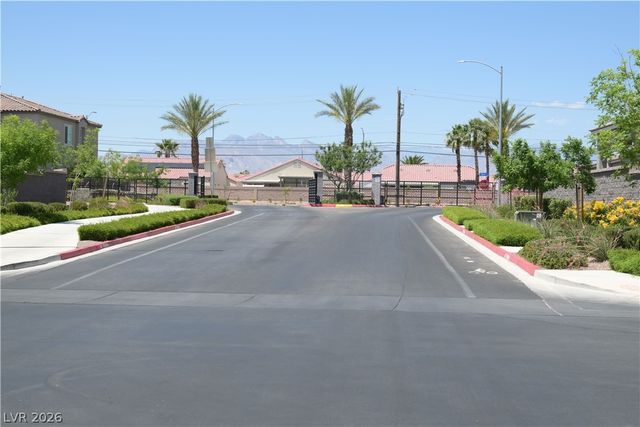 1947 Karner Blue Avenue, North Las Vegas, NV 89031