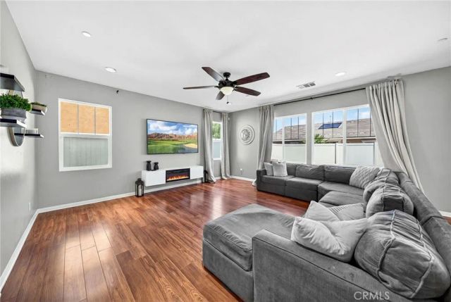 30354 Woodland Hills Street, Murrieta, CA 92563