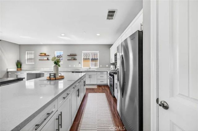 30354 Woodland Hills Street, Murrieta, CA 92563