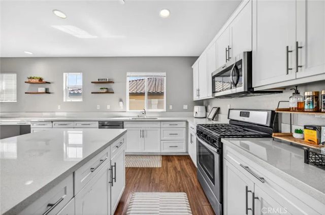 30354 Woodland Hills Street, Murrieta, CA 92563
