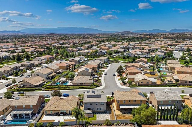 30354 Woodland Hills Street, Murrieta, CA 92563