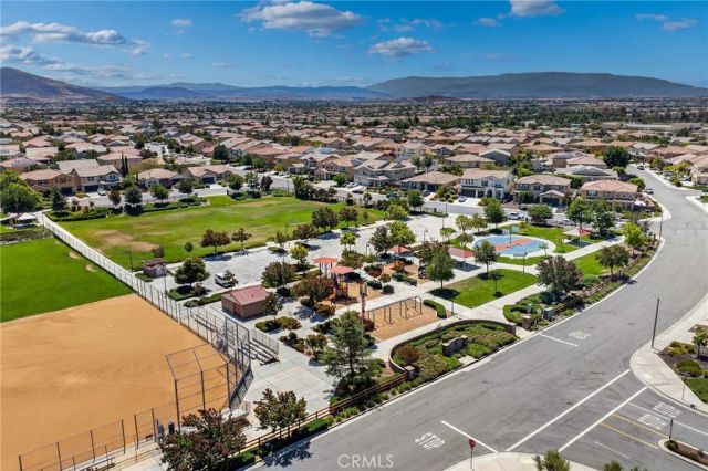 30354 Woodland Hills Street, Murrieta, CA 92563