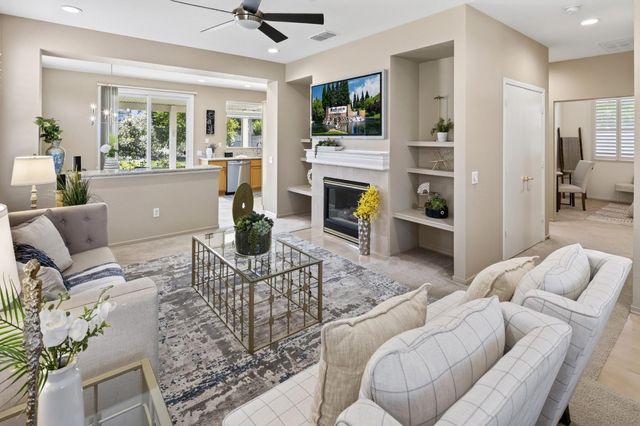 6040 Buckskin Ln, Roseville, CA 95747