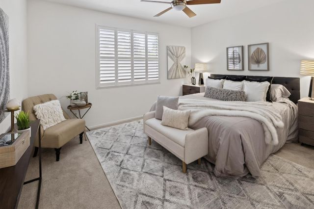 6040 Buckskin Ln, Roseville, CA 95747