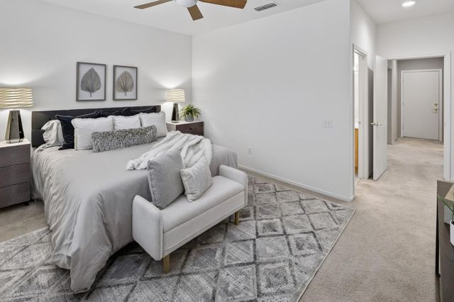 6040 Buckskin Ln, Roseville, CA 95747