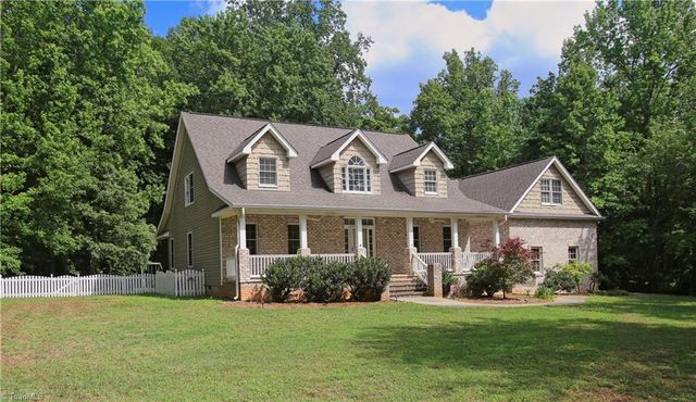 3201 Annry Drive, Summerfield, NC 27358