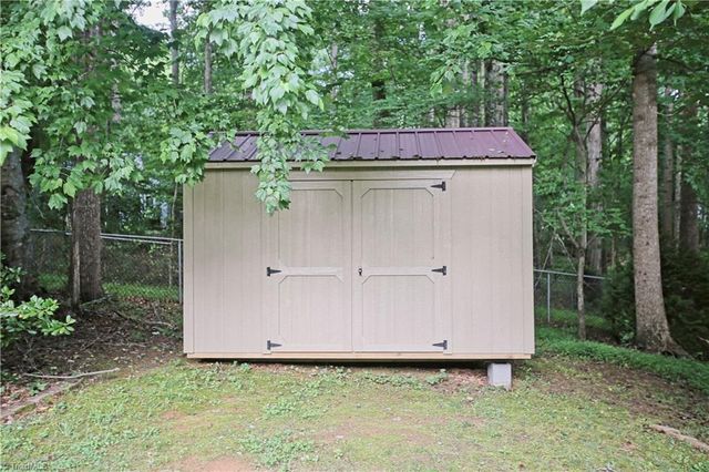 3201 Annry Drive, Summerfield, NC 27358