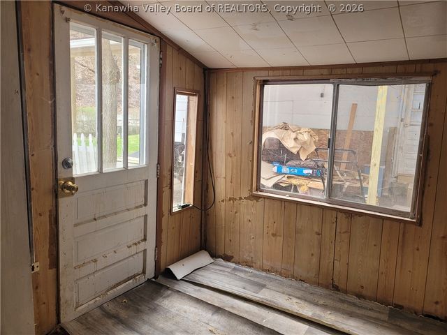 637 South Ruffner Road, Charleston, WV 25314