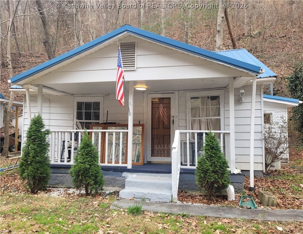 637 South Ruffner Road, Charleston, WV 25314