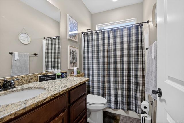4015 Lantern Hill, Benton, AR 72019