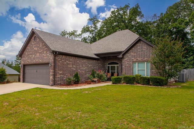 4015 Lantern Hill, Benton, AR 72019