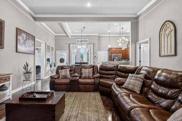 4015 Lantern Hill, Benton, AR 72019