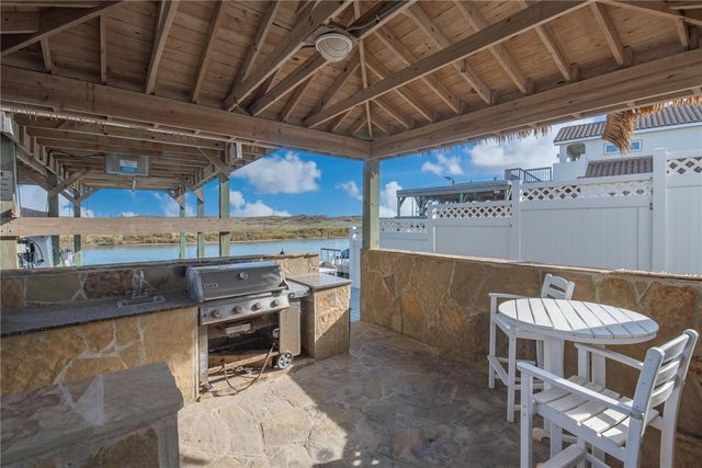 14890 Granada Dr 302, Corpus Christi, TX 78418