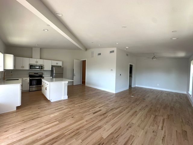 6283 La Vista Drive 301, Dallas, TX 75214