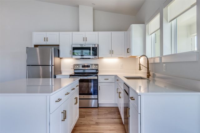 6283 La Vista Drive 301, Dallas, TX 75214