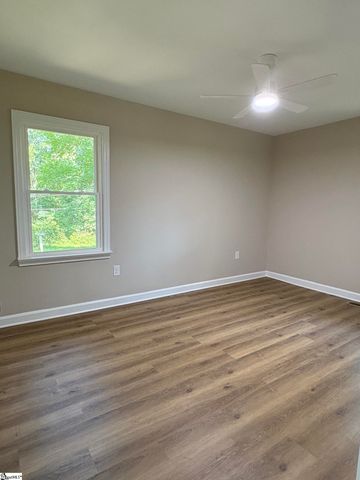 117 Anderson Avenue, Westminster, SC 29693