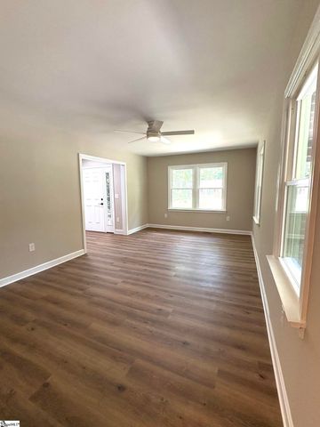 117 Anderson Avenue, Westminster, SC 29693