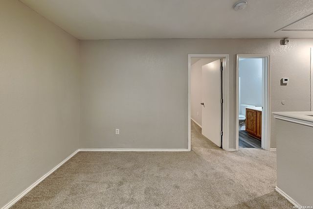 9647 Sandflat, San Antonio, TX 78245