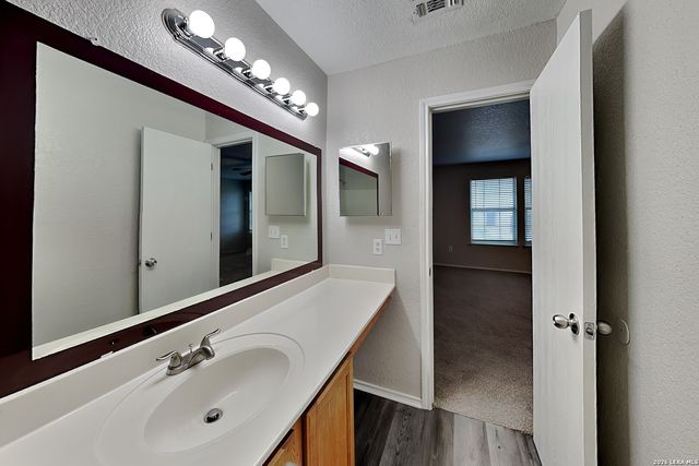 9647 Sandflat, San Antonio, TX 78245