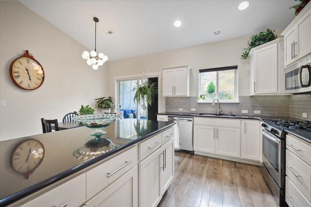 154 S Legacy Ridge Dr, Liberty Lake, WA 99019