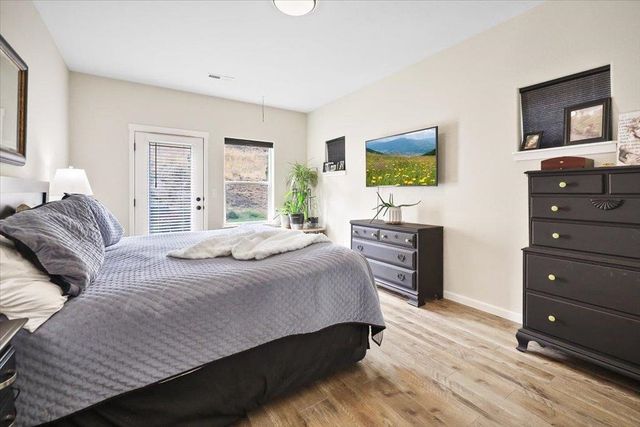 154 S Legacy Ridge Dr, Liberty Lake, WA 99019