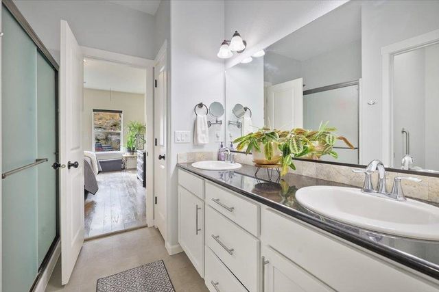 154 S Legacy Ridge Dr, Liberty Lake, WA 99019