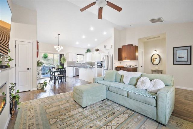 154 S Legacy Ridge Dr, Liberty Lake, WA 99019