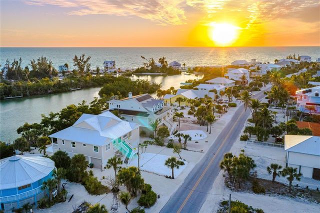 71 N GULF BOULEVARD, Placida, FL 33946