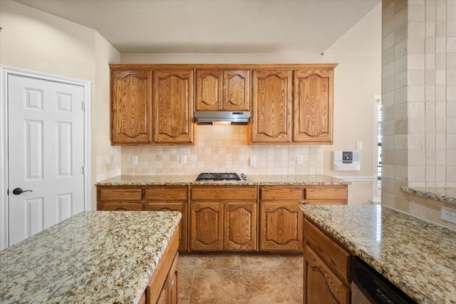 4828 Tarragon Lane, Grand Prairie, TX 75052
