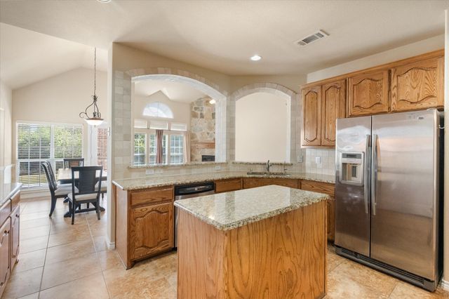 4828 Tarragon Lane, Grand Prairie, TX 75052