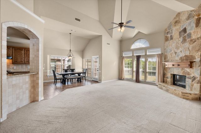 4828 Tarragon Lane, Grand Prairie, TX 75052