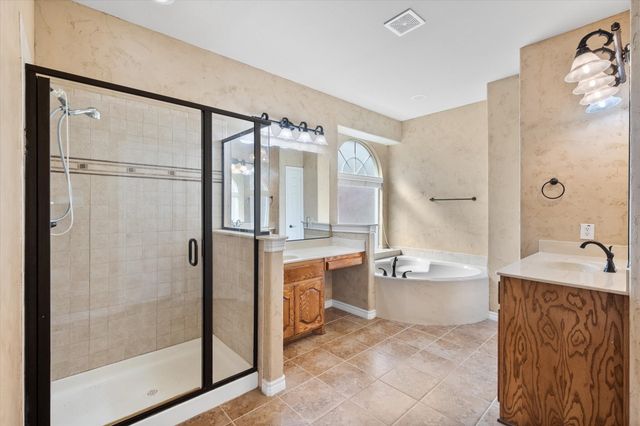 4828 Tarragon Lane, Grand Prairie, TX 75052